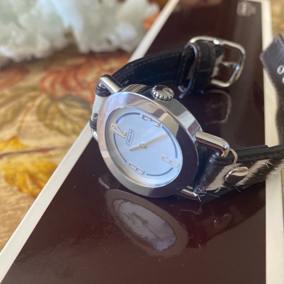 🦋COACH Watch - Picture 12 of 13